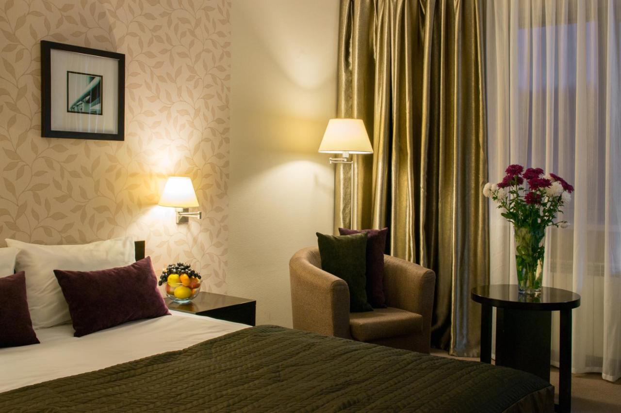 Riverside- Hotel And Mice Chernihiv Ngoại thất bức ảnh