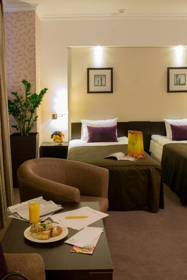 Riverside- Hotel And Mice Chernihiv Phòng bức ảnh